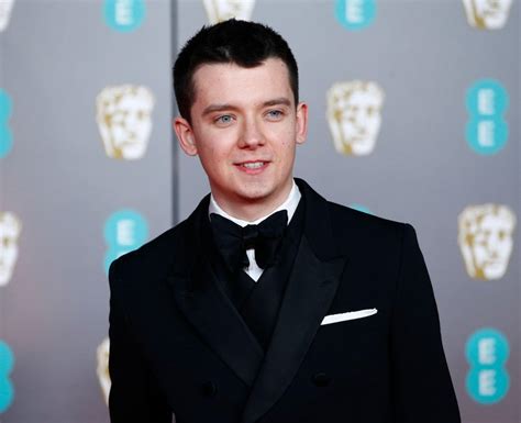 Asa Butterfield: 13 facts about the Sex Education star。